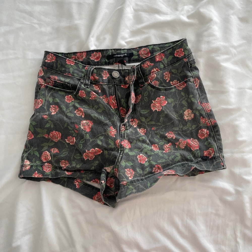 Mini flower jean shorts size 2
